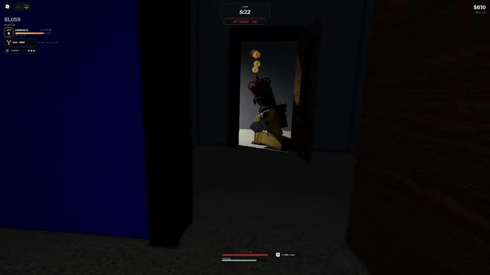 A player hiding in a lit doorway with 810 dollars banked in Steal Or Die
